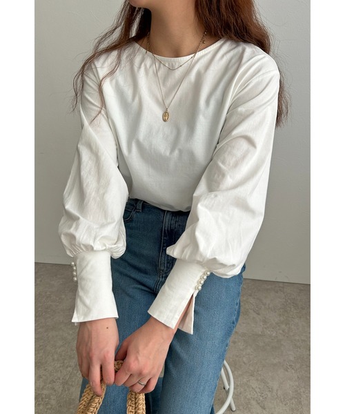 palm RICHE(ポームリシュ)の「パール付きギャザー袖カットソー(Tシャツ/カットソー・レディース・ブラック/オフホワイト/ブルー・M)」の7枚目の写真