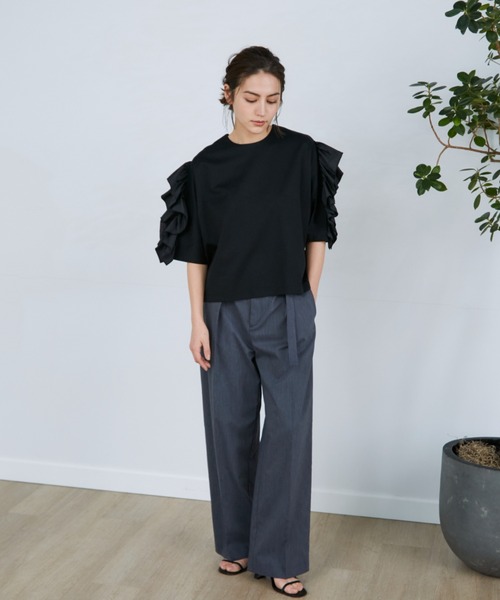 Luftrobe（ルフトローブ）の「スーピマコットン ラッフルスリーブカットソー（Tシャツ/カットソー・レディース・ブラック/オフホワイト・9号）」の11枚目の写真