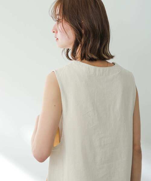 SENSE OF PLACE by URBAN RESEARCH(センスオブプレイスバイアーバンリサーチ)の「Vネックデニムジレ(ベスト・レディース・ワンウォッシュ/アイボリー/ブラック・ONE)」の20枚目の写真