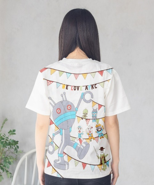 みんなでお座り柄Tシャツ大人（Tシャツ/カットソー）｜ANPANMAN KIDS COLLECTION（アンパンマンキッズコレクション）