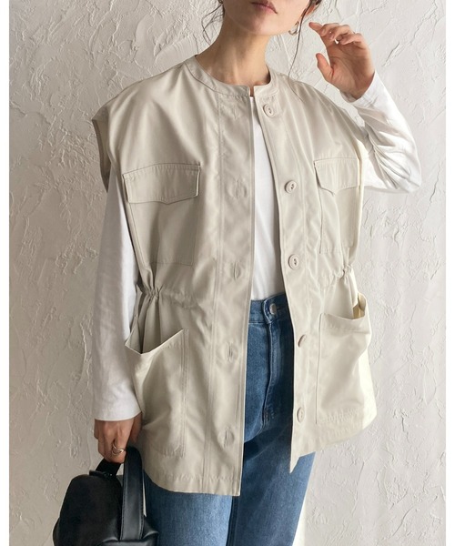 She's Closet(シーズクローゼット)の「ノーカラーダブルポケットウエストドロストロングミリタリーベスト(ベスト・レディース・アイボリー/カーキ/ブラック・FREE)」の11枚目の写真