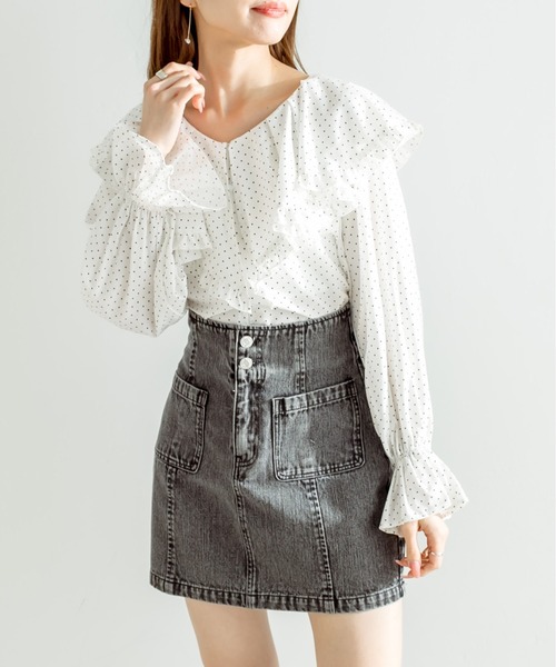 OLIVE des OLIVE(オリーブデオリーブ)の「【WEB限定】ラッフルケープカラーブラウス(シャツ/ブラウス・レディース・ドット/スミクロ/オフホワイト・FREE)」の3枚目の写真