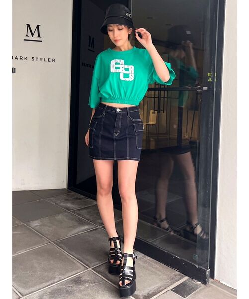 GYDA(ジェイダ)の「NICGERLOUS GG ショートTシャツ(Tシャツ/カットソー・レディース・ブラック/オフホワイト/グリーン・FREE)」の21枚目の写真
