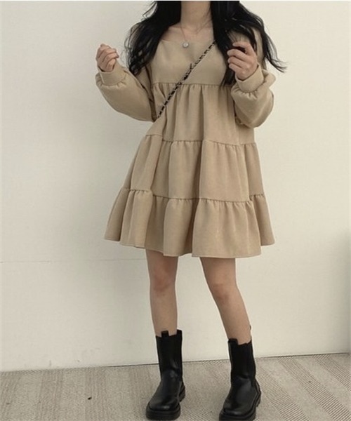 FREE STYLISTS(フリー スタイリスト)の「ティアードミニワンピース(ワンピース・レディース・ブラック/ベージュ/キャメル・FREE)」の10枚目の写真