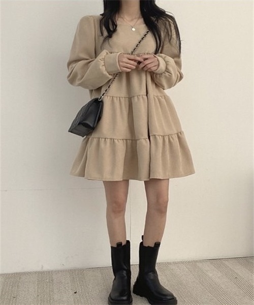 FREE STYLISTS(フリー スタイリスト)の「ティアードミニワンピース(ワンピース・レディース・ブラック/ベージュ/キャメル・FREE)」の9枚目の写真