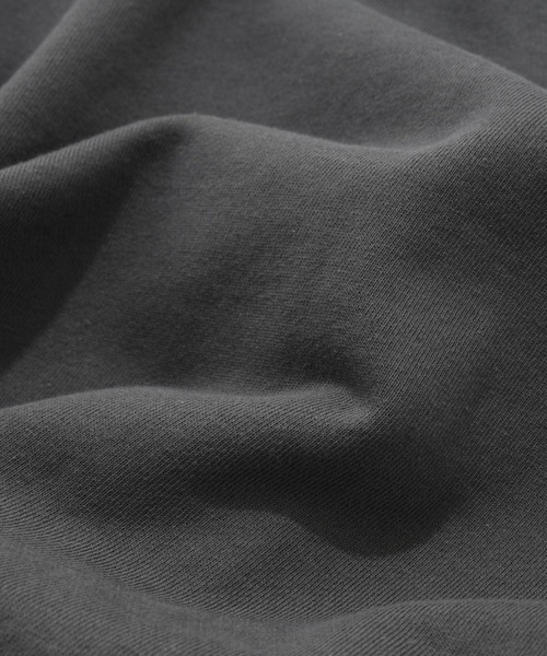 ALAND（エーランド）の「【UNISEX】Retriever Club／ラフィングクルーネック 2197653（スウェット・レディース・グリーン/チャコール・MEDIUM）」の9枚目の写真