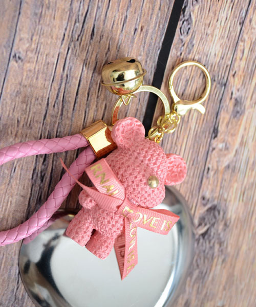 *・ྀི テディベア 様 .゜ྀི・*. レザーキーホルダー テディベアのキーホルダーをプレゼント - ザッチェルズ（Zatchels