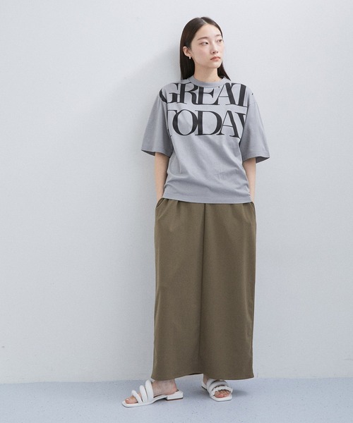 ADAM ET ROPE'（アダムエロペ）の「カットアウトキャミワンピース（ワンピース・レディース・カーキ/ブラック・FREE）」の3枚目の写真