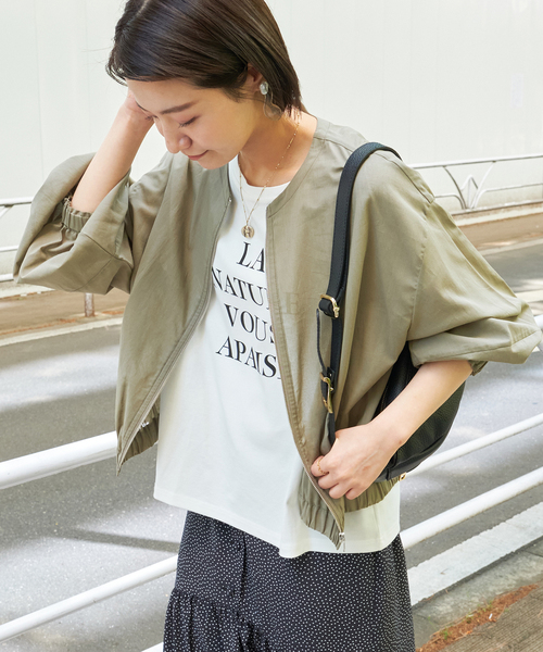 B.C STOCK（ベーセーストック）の「ギャザーシアージャケット（ブルゾン・レディース・ベージュ/カーキ/ブラック・FREE）」の3枚目の写真