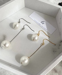 【As】大粒コットンパール ゆらゆら アシメピアス(サージカルステンレス)(MA)