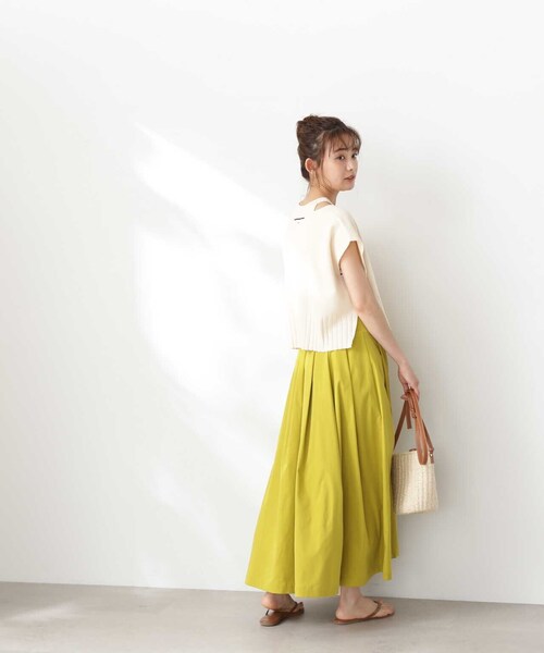 N.（N. Natural Beauty Basic）（エヌエヌナチュラルビューティーベーシック）の「【S Size Line】◆切替タックボリュームスカート（スカート・レディース・イエロー/ホワイト・SMALL/MEDIUM）」の16枚目の写真