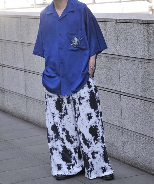 NILWAY（ニルウェイ）の「ランダムグラフィックプリーツ袴ワイドパンツ（スラックス・メンズ・ホワイト×ブラック・MEDIUM/LARGE/SMALL）」の10枚目の写真