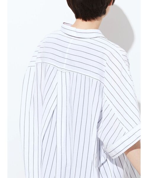 AMERICAN HOLIC(アメリカンホリック)の「WポケットバックタックBIGシャツ(シャツ/ブラウス・レディース・カーキ/ストライプ/ホワイト系その他6/ネイビー・M/L)」の19枚目の写真