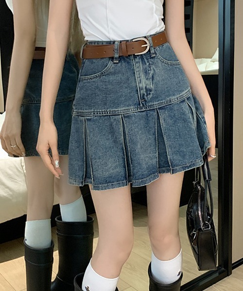 gossip!ロサンゼルス(ゴシップロサンゼルス)の「YUGA ハイウエスト プリーツデニムスカート(デニムスカート・レディース・ライトブルー/インディゴブルー・M/L)」の2枚目の写真