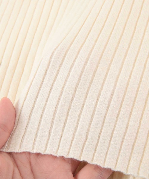 titivate(ティティベイト)の「ハイネックリブ編みニット(ニット/セーター・レディース・イエロー/ブルー/アイボリー/ブラック/レッド/チャコール/ライトグリーン・M/S)」の18枚目の写真