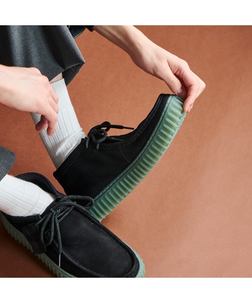 Clarks(クラークス)の「【ネット限定】Torhill Hi / トーヒルハイ (ブラックインタレスト)(モカシン/デッキシューズ・メンズ・ブラック・UK8.5/UK7/UK9.5/UK8/UK9/UK6.5/UK10/UK7.5/UK6)」の16枚目の写真