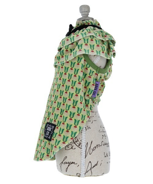 ANNA SUI(アナスイ)の「ANNA SUI/ケープ風ベロアワンピース(ペットウェア・レディース・ブラック/イエロー・S/M/L/2M/XS/2L/2XS)」の7枚目の写真