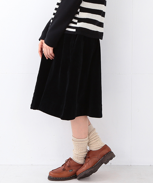 BEAMS BOY（ビームスボーイ）の「BEAMS BOY / 太コード ギャザースカート（スカート・レディース・ブラック/ベージュ・ONE SIZE）」の21枚目の写真