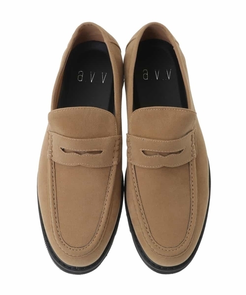a.v.v（アーヴェヴェ）の「スエードローファー（ローファー・メンズ・ベージュ・27.5/26.5）」の3枚目の写真