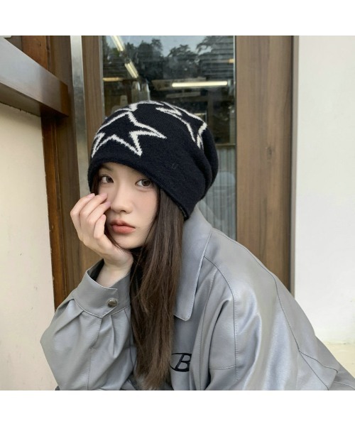 DEVICE（デバイス）の「スターデザイン ニットキャップ ビーニー HEADWEAR ヘッドウェア（ニットキャップ/ビーニー・レディース・アイボリー/ブラック・FREE）」の3枚目の写真