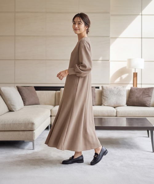 STYLE DELI(スタイルデリ)の「【LUXE】ベスト付きマーメイドラインワンピース(ワンピース・レディース・グレー/ライトブラウン・01/02)」の15枚目の写真