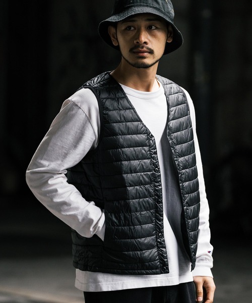 Rocky Monroe(ロッキーモンロー)の「ライトダウンVネックインナーベスト(ダウンベスト・メンズ・カーキ/ブラウン/ネイビー/グレー/ブラック/ボルドー・L/M/LL)」の7枚目の写真