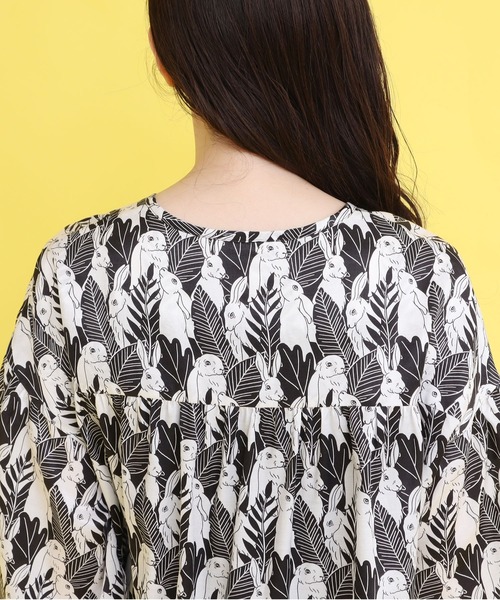 didizizi（ディディジジ）の「うさぎプリントリボンギャザーBL（シャツ/ブラウス・レディース・ブラック/ブルー・FREE）」の19枚目の写真