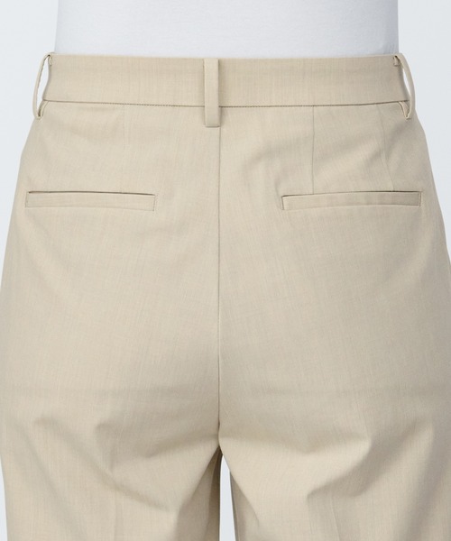 無印良品(ムジルシリョウヒン)の「婦人 シワになりにくいタックテーパードパンツ(その他パンツ・レディース・ダークグレー/ネイビー/ライトベージュ/ブラック・L/M/S/XS/XL)」の5枚目の写真