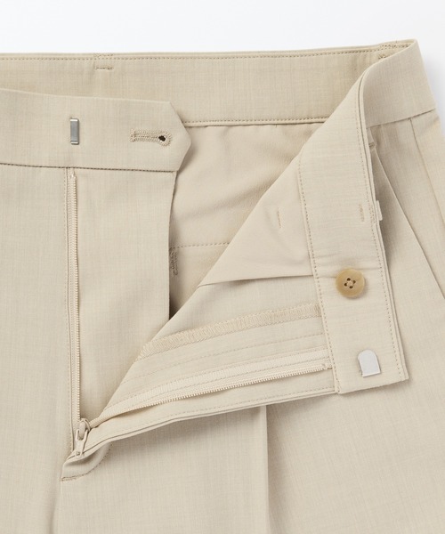 無印良品(ムジルシリョウヒン)の「婦人 シワになりにくいタックテーパードパンツ(その他パンツ・レディース・ダークグレー/ネイビー/ライトベージュ/ブラック・L/M/S/XS/XL)」の6枚目の写真