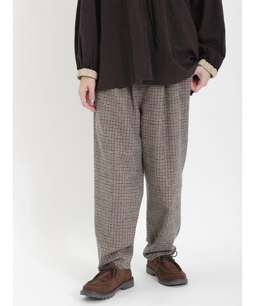 Samansa Mos2（サマンサ モスモス）の「【帯電防止】柄アソートテーパードパンツ（その他パンツ・レディース・ベージュ/チャコールグレー/グレー/キナリ・F）」の16枚目の写真