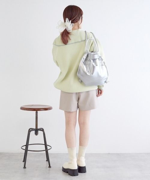 w closet(ダブルクローゼット)の「【2WAY】ナップサック(バックパック/リュック・レディース・ブラック/カーキ/シルバー・FREE)」の14枚目の写真