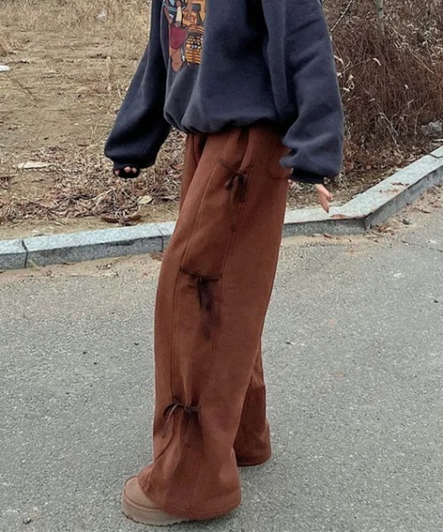 Vipoa（ヴィポア）の「サイドリボンルーズスウェット（スウェットパンツ・レディース・グレー/ブラウン/ブラック・FREE）」の3枚目の写真