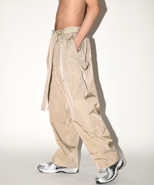 SUPERTHANKS(スーパーサンクス)の「無地ペインターパンツ Technical painter trousers(ユニセックス)(その他パンツ・メンズ・ブラック/ベージュ/ネイビー・S/M/L)」の13枚目の写真