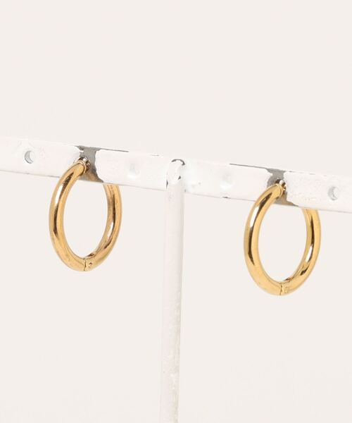 sunny branch（サニーブランチ）の「★Stainless★ Hoop Ear Crip 14mm（イヤリング・レディース・シルバー/ブラック/ゴールド・FREE）」の11枚目の写真