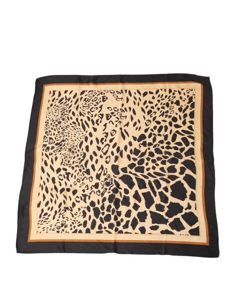 GLOBAL WORK（グローバルワーク）の「プリントスカーフ2/996081（バンダナ/スカーフ・レディース・ベージュ系その他4/ベージュ系その他3/ブラック系その他2/オレンジ系その他/ピンク系その他/ブラウン系その他6/グレー系その他7/レオパード/ネイビー系9・ONE SIZE）」の21枚目の写真