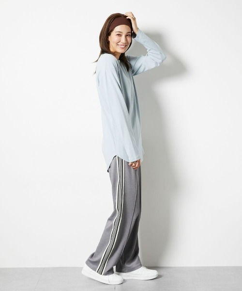 slattgir（スラットジール）の「高身長　綿１００％VネックTシャツ　（トールサイズ）（Tシャツ/カットソー・レディース・オフホワイト/ブラック/グリーン/ワイン/チャコール/杢グレー/ブルー・M/L/LL/3L/4L/5L）」の17枚目の写真