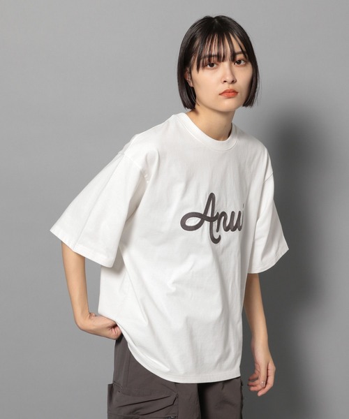 Anui（アニュイ）の「【UNISEX/3サイズ展開】レタリングロゴTシャツ（Tシャツ/カットソー・レディース・ライトグリーン系/オフホワイト/ブラック・SMALL/MEDIUM/LARGE）」の12枚目の写真