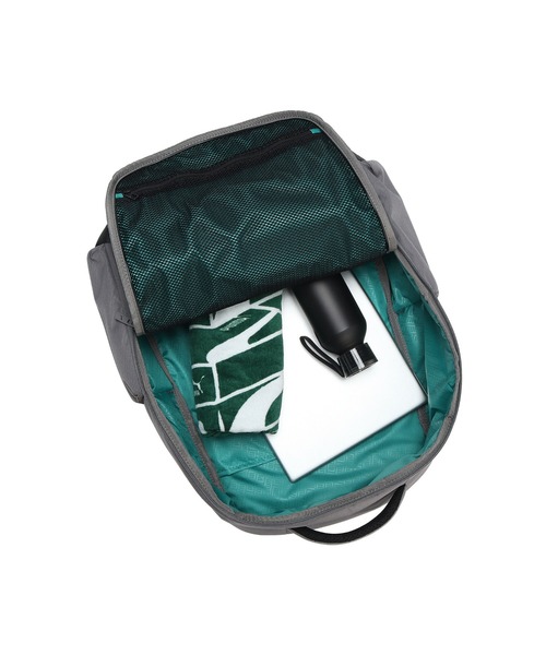 PUMA（プーマ）の「PUMA プーマ ユニセックス プーマ ドロップ バックパック 30L（バックパック/リュック・メンズ・ブラック/グレー系その他/ネイビー・フリー）」の8枚目の写真