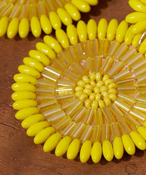 CIAOPANIC（チャオパニック）の「【Aguni/アグニ】フラワーモチーフビーズピアス（ピアス（両耳用）・レディース・イエロー・FREE）」の3枚目の写真