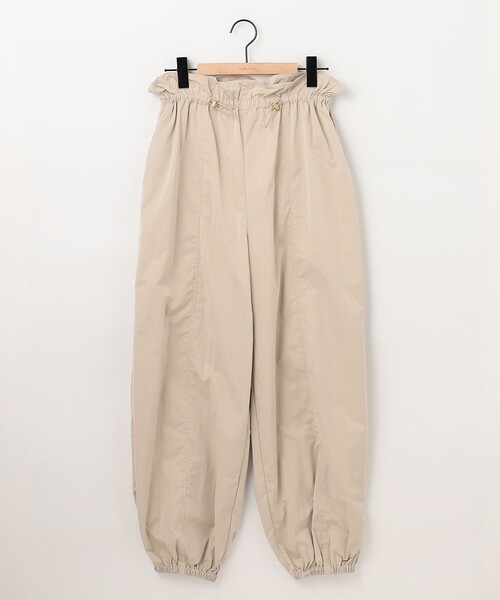 SHARE PARK(シェアパーク)の「ウエストギャザーパラシュートパンツ(その他パンツ・レディース・ライトグレー系/黄土色系/ピンク系・SMALL/MEDIUM)」の2枚目の写真