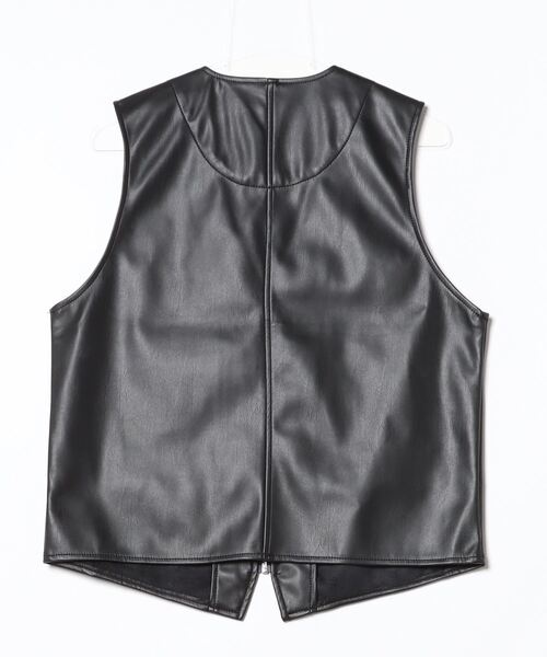 SUGGESTION(サジェッション)の「Synthetic leather colorless vest / 合皮ノーカラーベスト UNISEX(ベスト・メンズ・ブラック・L/M)」の2枚目の写真