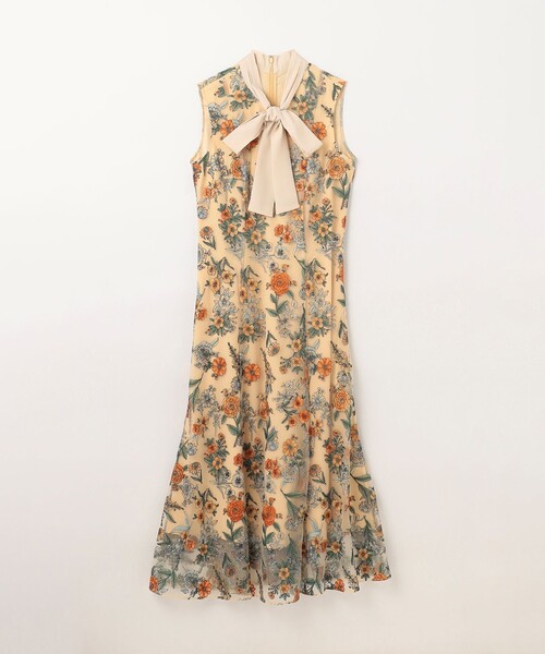 GRACE CONTINENTAL（グレースコンチネンタル）の「フラワーマーメイドドレス（ドレス・レディース・イエロー/ベージュ・38/36）」の13枚目の写真