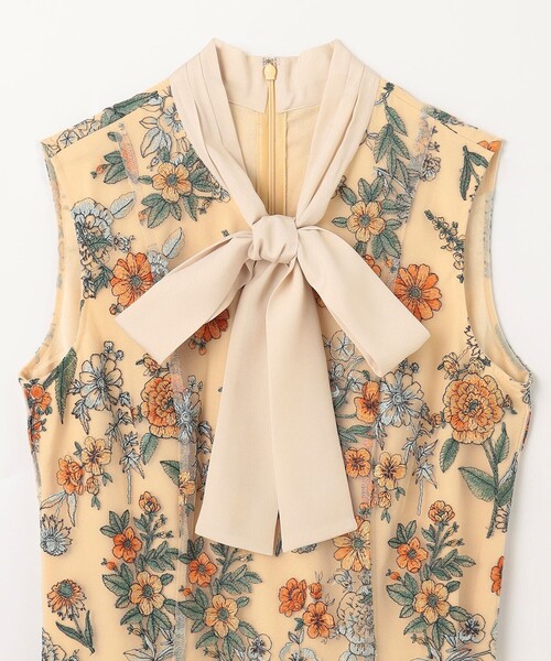 GRACE CONTINENTAL（グレースコンチネンタル）の「フラワーマーメイドドレス（ドレス・レディース・イエロー/ベージュ・38/36）」の14枚目の写真