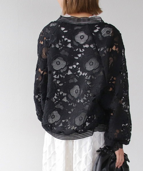 Three Four Time（ｽﾘｰﾌｫｰﾀｲﾑ）の「リブストライプレースブルゾン（ブルゾン・レディース・ブラック/アイボリー・FREE）」の10枚目の写真