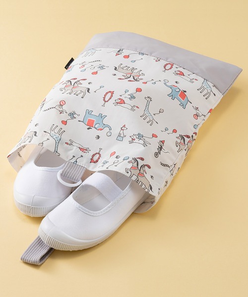 combimini（コンビミニ）の「シューズバッグ（シューズ小物/雑貨・キッズ・ネイビー/ライトグレー/ピンク/イエロー/グリーン/オフホワイト/ライトピンク/ベージュ・F）」の12枚目の写真