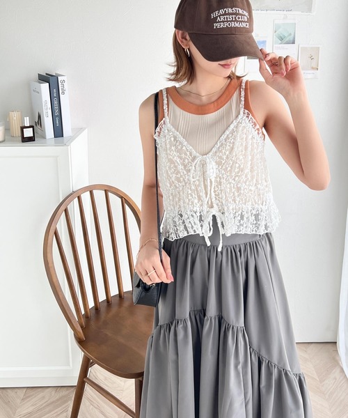 classicalelf（クラシカルエルフ）の「コーディネートに鮮度を加える。フラワー刺繍チュールリボンキャミビスチェ（キャミソール・レディース・ホワイト/ブラック・X-LARGE/MEDIUM/LARGE）」の12枚目の写真