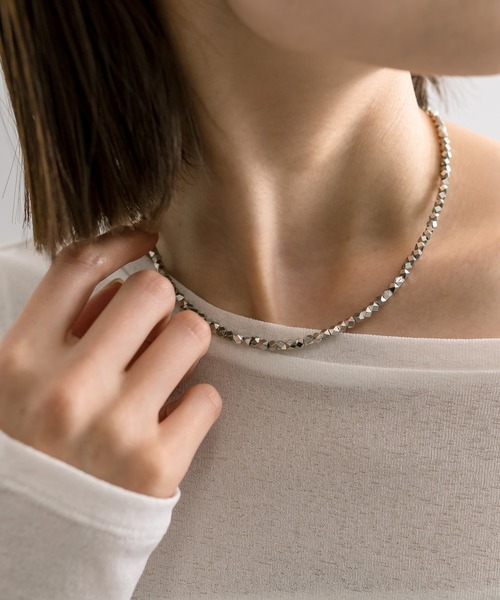 mystic(ミスティック)の「【Lara&Heart】メタルビーズネックレス(ネックレス・レディース・シルバー/ゴールド・ONE SIZE)」の2枚目の写真