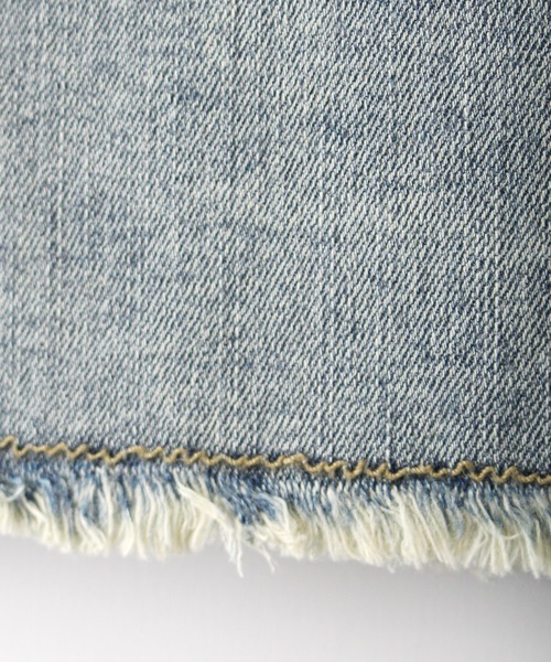 SpRay（スプレイ）の「【履き心地×脚長効果】軽やかすそフリンジストレッチデニムフレアパンツ（デニムパンツ・レディース・サックスブルー/グレー/ブルー/チャコールグレー/ブルー系その他・SMALL/MEDIUM/LARGE）」の17枚目の写真