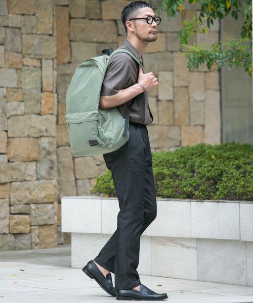 RODE SKO（ロデスコ）の「『ユニセックス』ロクヨン10ポケットラージリュック（バックパック/リュック・メンズ・ブラック/グレー系その他/カーキ・ONE）」の4枚目の写真