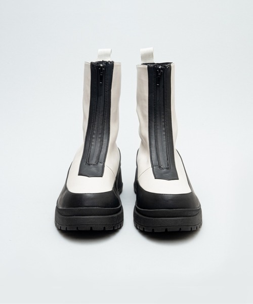 Lucida（ルシーダ）の「【レイン対応】Libertas /センタージップブーツ（ブーツ・レディース・ライトグレー/ブラック/アイボリー・39/38/37/36/35）」の17枚目の写真